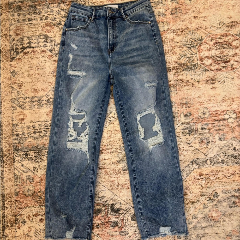 Distressed Blue Boyfriend Jeans - Casual Mid-Rise Relaxed Fit